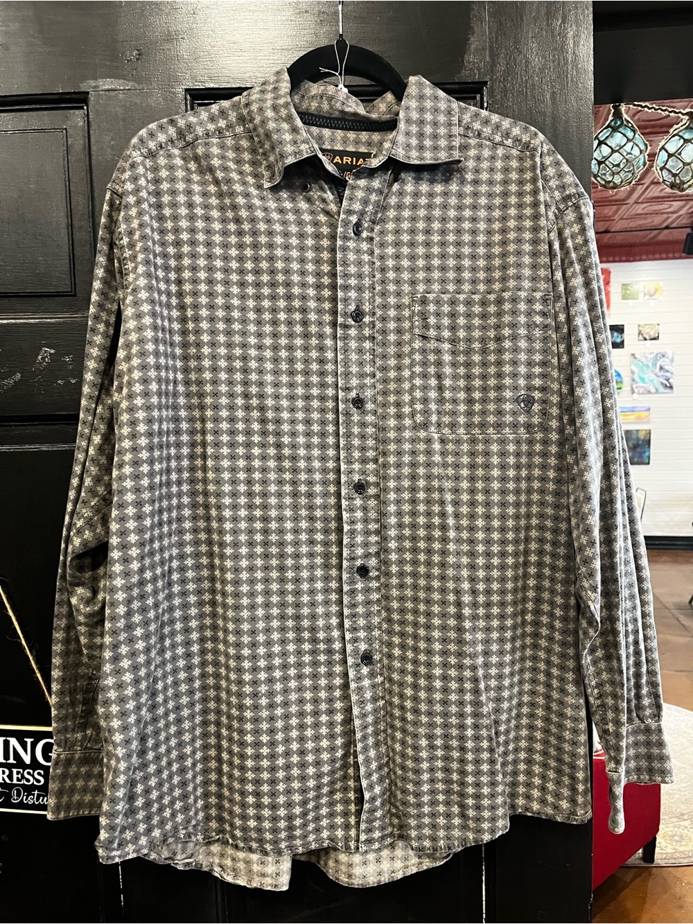 Ariat Gray Geometric Long-Sleeve Button-Up Shirt